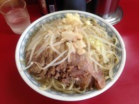 「大豚（ニンニク、アブラ）」@ラーメン二郎 目黒店の写真