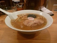 「醤油ラーメン」@いぶし銀の写真