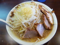 「みちるめん（ほぐし豚＋肉増し）　６８０円」@ガツ盛リラーメン みちる屋 松戸店の写真