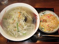 「タンメン＋半チャーハン　790円（ランチ）」@中華ダイニング いい田の写真