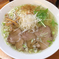 「白醤油ラーメン」@昭和歌謡ショーの写真