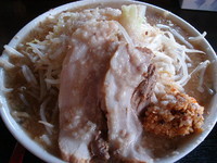 「希ラーメン（ニンニク・アブラ）700円」@ラーメン 希の写真