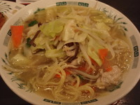 「野菜たっぷりタンメン(490円)＋餃子＋ライス」@日高屋 京成船橋店の写真