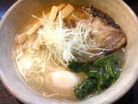 「純塩らーめん」@麺らいけんの写真