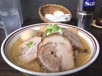 「つるや鶏ポタージュ+半ライス」@らー麺 つるやの写真