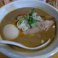 「ちょいワル海老らーめん＋味玉　800＋100＝900円」@ハイデン.コッコFACTORYサマンサ・タマサの写真