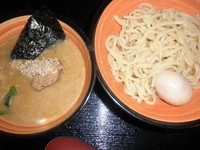 「ベジポタつけめん+味玉 「800円+サービス」」@初代 麺松の写真