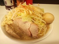 「ラーメン（煮卵のせ）」@ぶたまるの写真