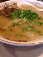 「博多チャーシュー(バリカタ）+替え玉（バリカタ）」@博多屋台の写真