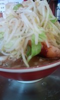 「ラーメン中盛り（野菜・ネギ・粉） ［700円］」@ジャンプの写真