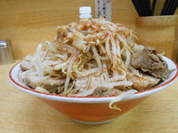 「汁なしピリ辛麺豚W(ニンニク・アブラ)850円」@ラーメン二郎 環七新代田店の写真