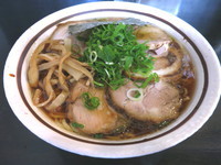 「チャーシューそば（中）」@中華そば しながわの写真