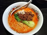 「白胡麻担々麺」@新中華食堂 天海の写真