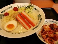 「【夏季限定】豆乳冷し麺＋餃子セット700円」@日高屋 志木南口店の写真
