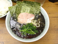 「横浜BLACK(700円)」@横浜ラーメン 武蔵家 国領店の写真