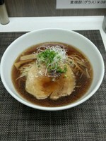 「醤油らぁ麺」@麺や金時の写真