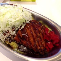 「【店舗限定】六本木ロースカツラーメン(¥700)」@ゴーゴーカレー 六本木スタジアムの写真