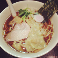 「イカと煮干しの黒いそば(800円 限定)」@おおぜき中華そば店の写真