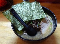 「塩豚骨（700円）＋味玉（100円）」@パワー軒の写真