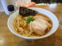 「醤油チャーシュー大盛」@ROOSTERの写真
