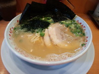 「ラーメン固め＋生青ノリ+替え玉＝850円」@九州大分らぁめん たまがった 伊勢佐木町店の写真