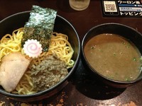 「【限定】イカ煮干つけそば 白口鰯ペースト添え 850」@おおぜき中華そば店の写真