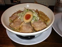 「醤油つけ麺」@らららのらーめん 一豚力 堺東店の写真