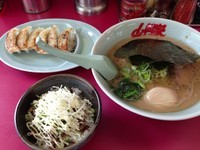 「サービスセットC + 味付けたまご」@ラーメン山岡家 伊達店の写真