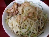 「ラーメン＋賄い　650＋200円　ニンニクアブラカラメ」@ラーメン二郎 相模大野店の写真