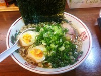 「尾道ラーメン＋味玉＋海苔＋ネギ」@西國やの写真