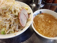「つけ麺 小（冷・野菜・あぶら多め）750円」@らーめん大 竹ノ塚店の写真