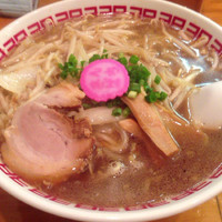 「醤油ラーメン」@ラーメンさんぱち お茶の水店の写真