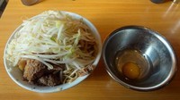 「小ラーメン（700円）＋醤油ドクロ（100円）ニンニク」@ラーメン二郎 八王子野猿街道店2の写真