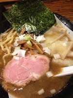 「煮干しラーメン　７５０円」@すごい煮干ラーメン凪 新宿ゴールデン街店 本館の写真