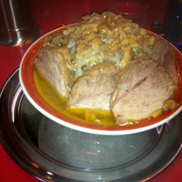 「小ラーメン豚入り(野菜普通、脂、ニンニク多目) ¥750」@ラーメンタロー 大森の陣の写真