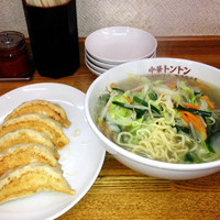 「タンメン¥570＋びっくり餃子¥400」@中華トントンの写真