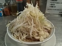 「ラーメン野菜マシニンニク」@らーめん大 本郷店の写真