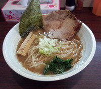 「ラーメン大盛（680円＋100円）」@紗々の写真