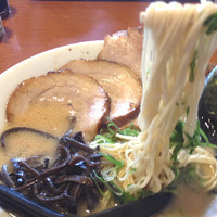 「博多ラーメンダブルチャーシュー^ ^」@博多拉麺 一休 本店の写真