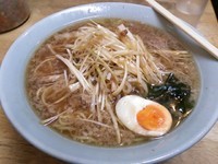 「ネギラーメン（中盛）700円」@ラーメンショップ 埼大店の写真