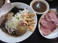 「ＨＡＲＵ烏賊まぜそば＋チャーシュー＋ライス（１１８０円）」@麺処 晴の写真