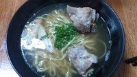 「本ソーキ沖縄そば_750円」@ラーメンちゃんやの写真