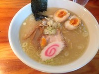 「塩ら〜めん」@らーめん和らくの写真