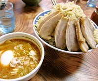 「もりそば（麺特 600g）+小ブタ×2 　1,150円」@明心角ふじの写真