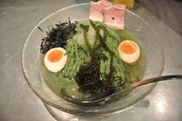 「（わぽ会）ソラのうちなーぬ緑ぬ冷麺1000円」@ソラノイロ ARTISAN NOODLESの写真