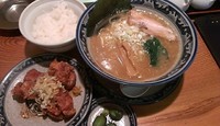 「熟成醤油ラーメン＋唐揚げセット」@龍神麺の写真