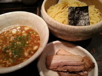 「浸け豚そば＋カレー＋肉まし￥1100」@俺の空 池袋店の写真