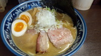 「濃厚魚介豚骨特製ラーメン(こってり)　中盛り」@麺処 さとうの写真