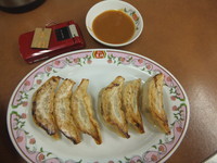 「餃子210円(クーポンで無料)＆ミソラーメン504円」@餃子の王将 河原町三条店の写真