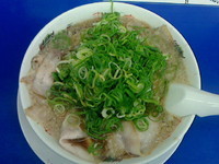 「チャーシュー麺750円（麺固め・味濃いめ・背脂多め）」@来来亭 山口湯田店の写真